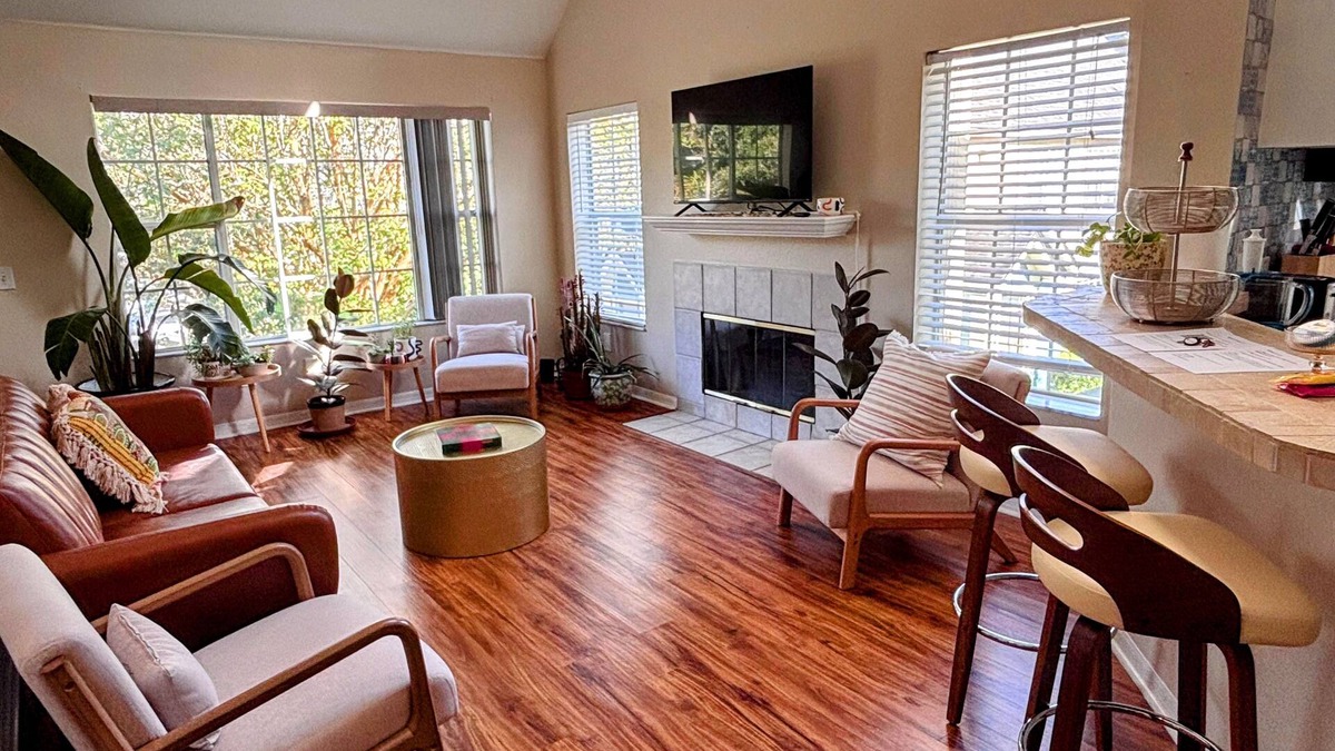 Southside Condo | Cozy 3 bedroom condo near Jax beach and Mayo Clinic