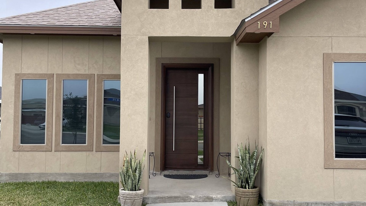 Eagle Pass House | Cozy 3-Bedroom Home 2 min from Hospital & 15 min Kickapoo Casino