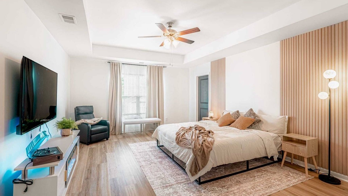 Beech Island House | Cozy 3 Bedroom House with Gym & Arcade!