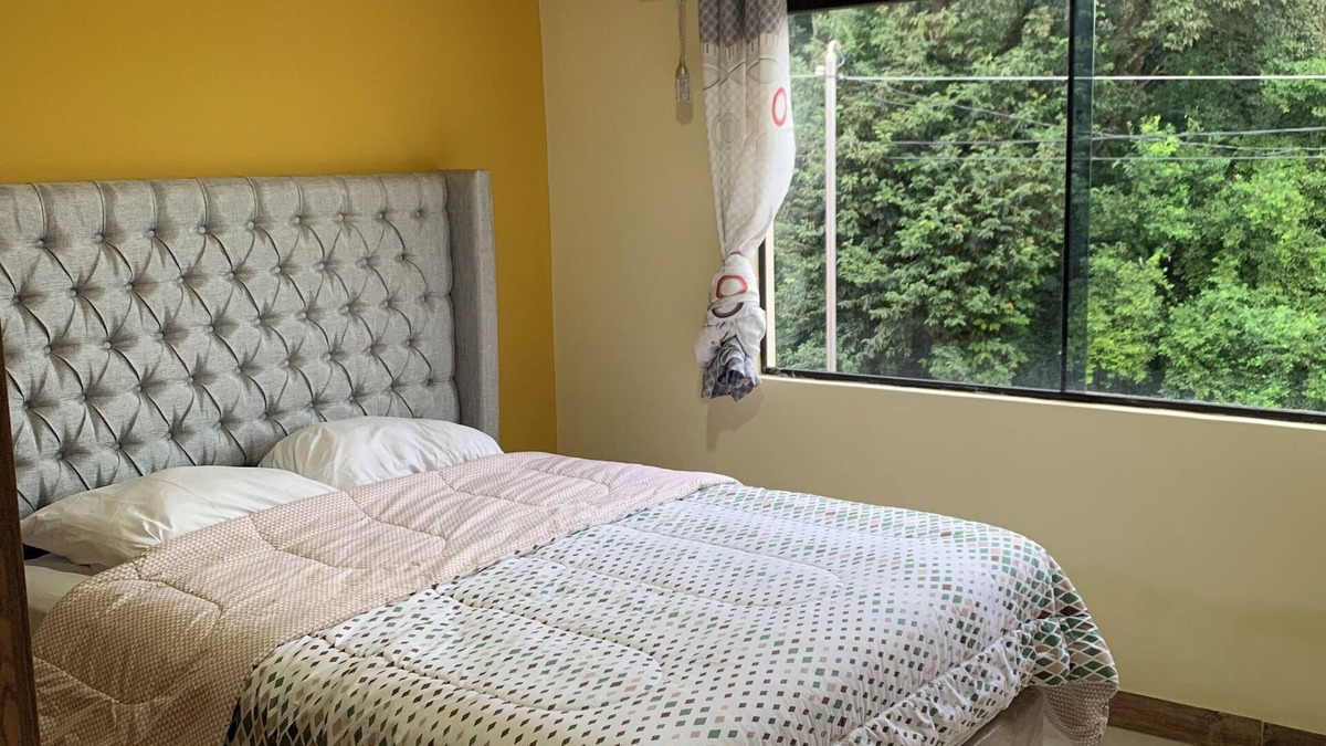Encarnacion House | Cozy 3-bedroom house in nice Itapúa with AC, WiFi