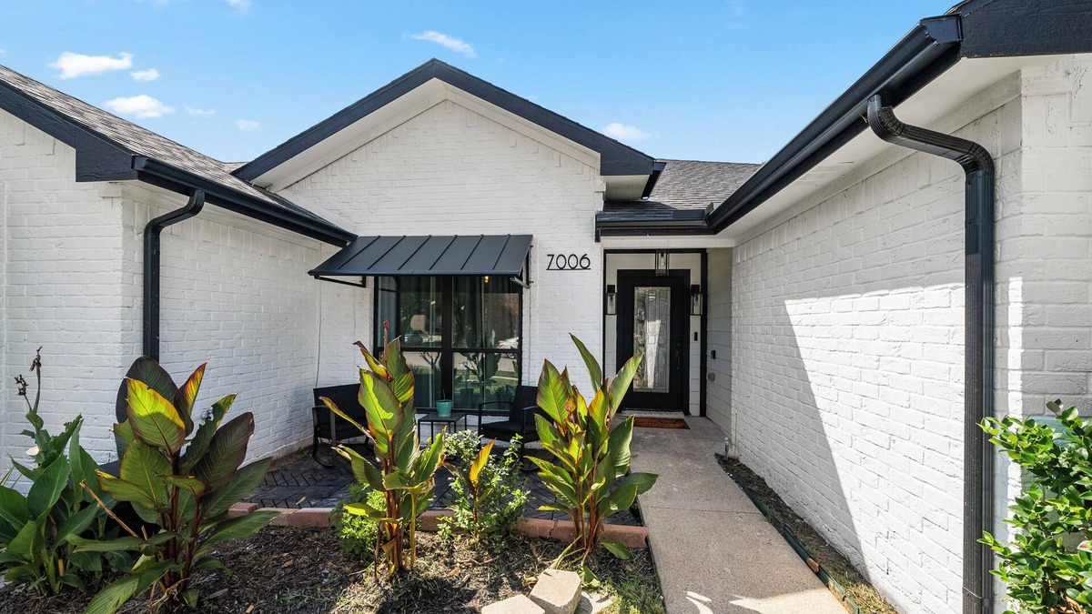 Southwest Arlington House | Cozy 3-bedroom house in welcoming Arlington with WiFi, AC