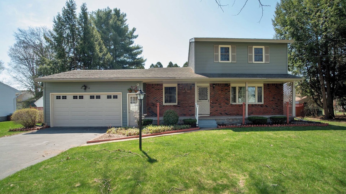 Saratoga Springs House | Cozy 3-Bedroom Home with a Pool in Saratoga Springs