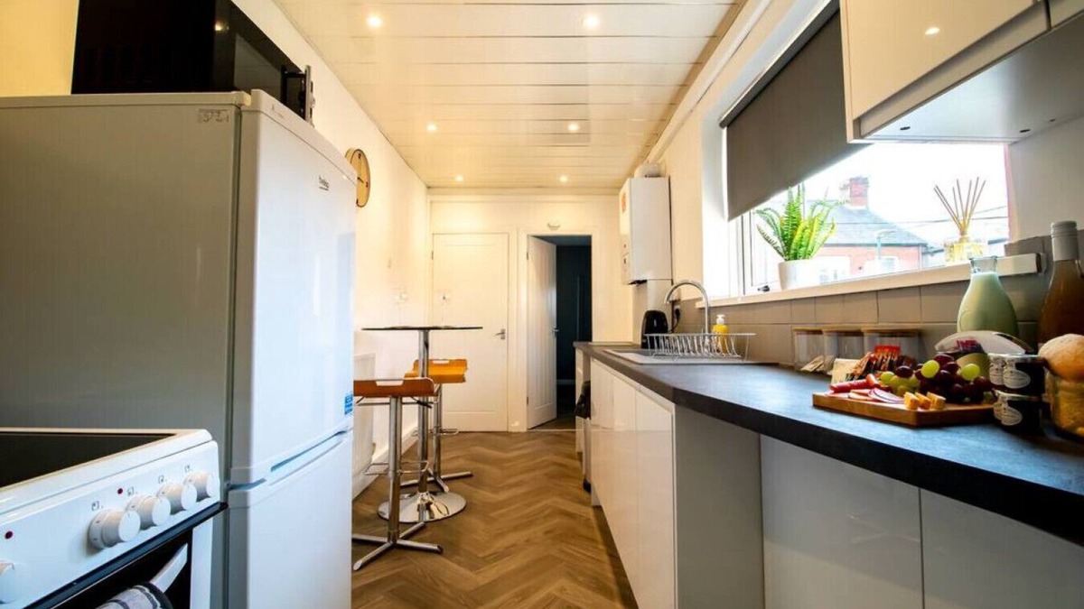South Shields Apartment | Cozy 3BR Flat in the Heart of South Shields