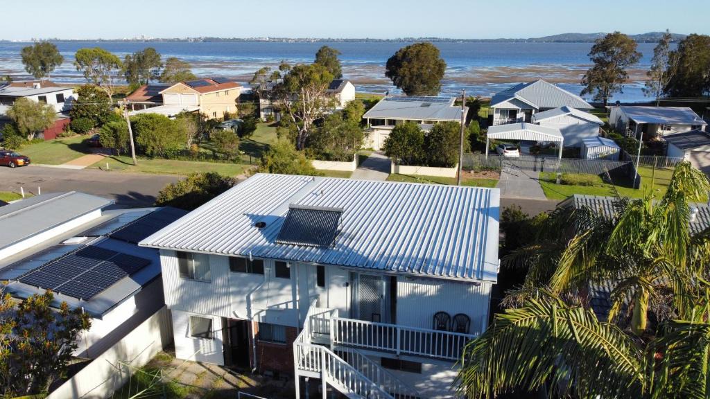 Chittaway Bay House | Cozy 3br house 100m to the lake