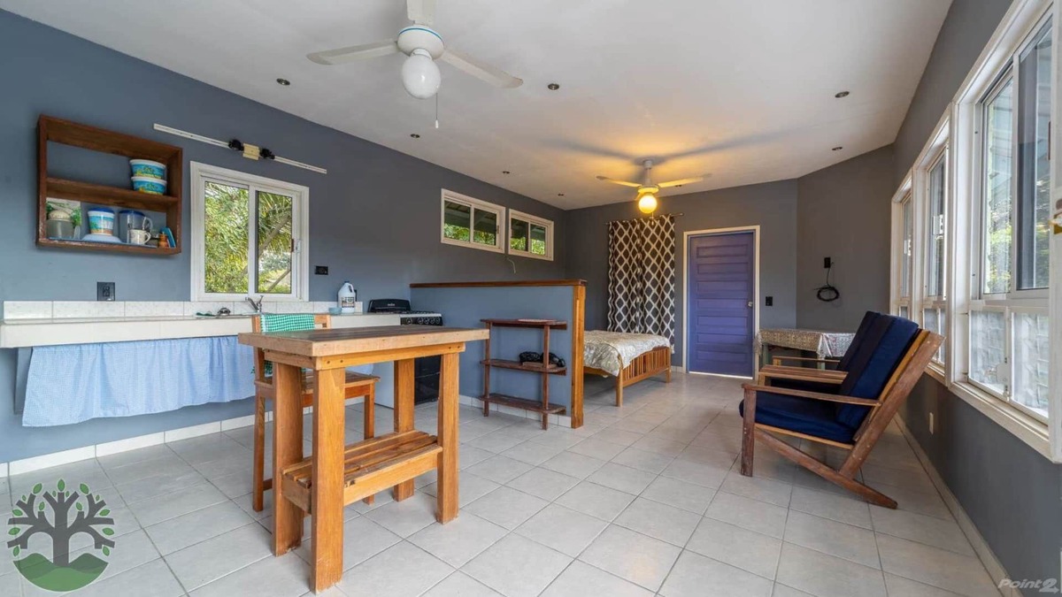 Bullet Tree Falls Apartment | Cozy 3rd apartment with deck and great views of wildlife and the Mopan River