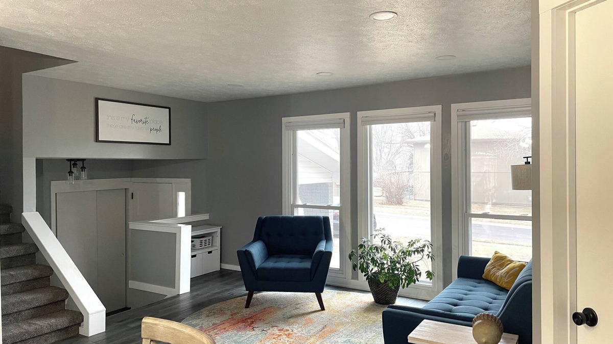 Papillion House | Cozy 4-BD house in central Papillion with dedicated office, game room & WiFi