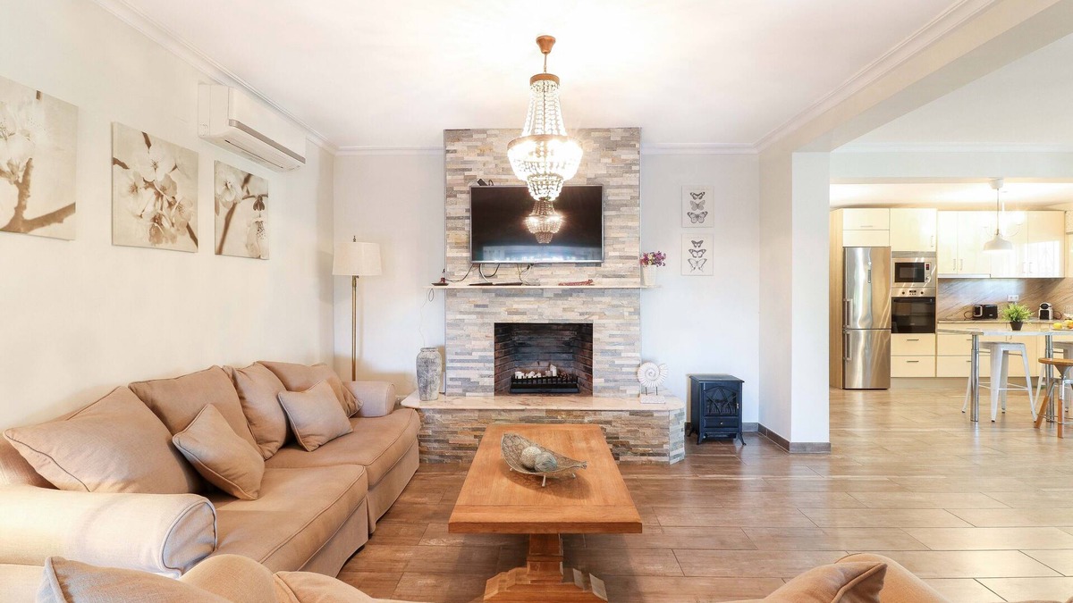 Nikki Beach House | Cozy 4 Bdrms Villa 100m Away From The Nikki Beach!