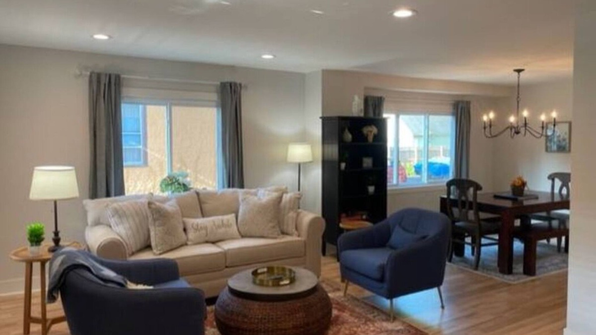 Libertyville House | Cozy 4-bedroom house in welcoming Libertyville with AC, WiFi