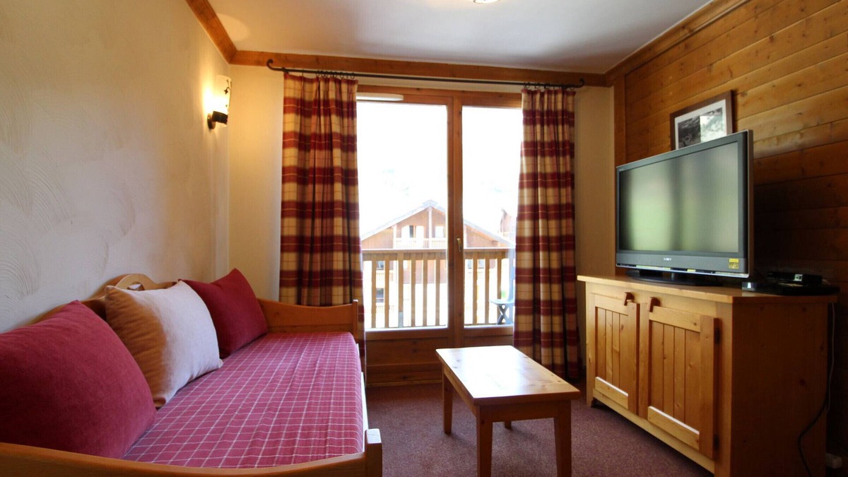 Val Cenis Apartment | Cozy 4 pers. apt at the slopes with parking and pool - Lanslebourg