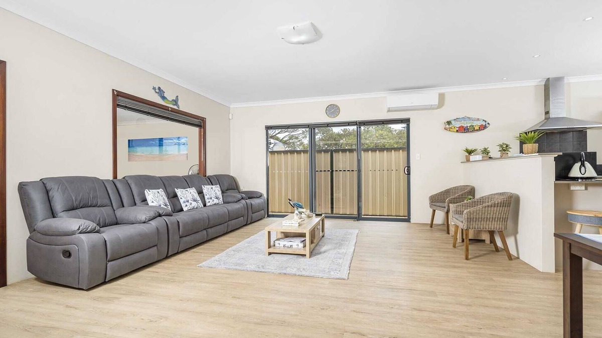 Beachlands House | Cozy 4BR home in Geraldton: explore attractions, nearby beach = Family getaway!