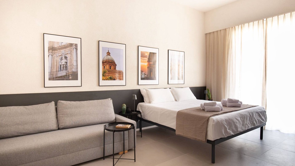 Ruggero Settimo Apartment | Cozy accommodation in the center of Palermo within walking distance of Via Libertà.
