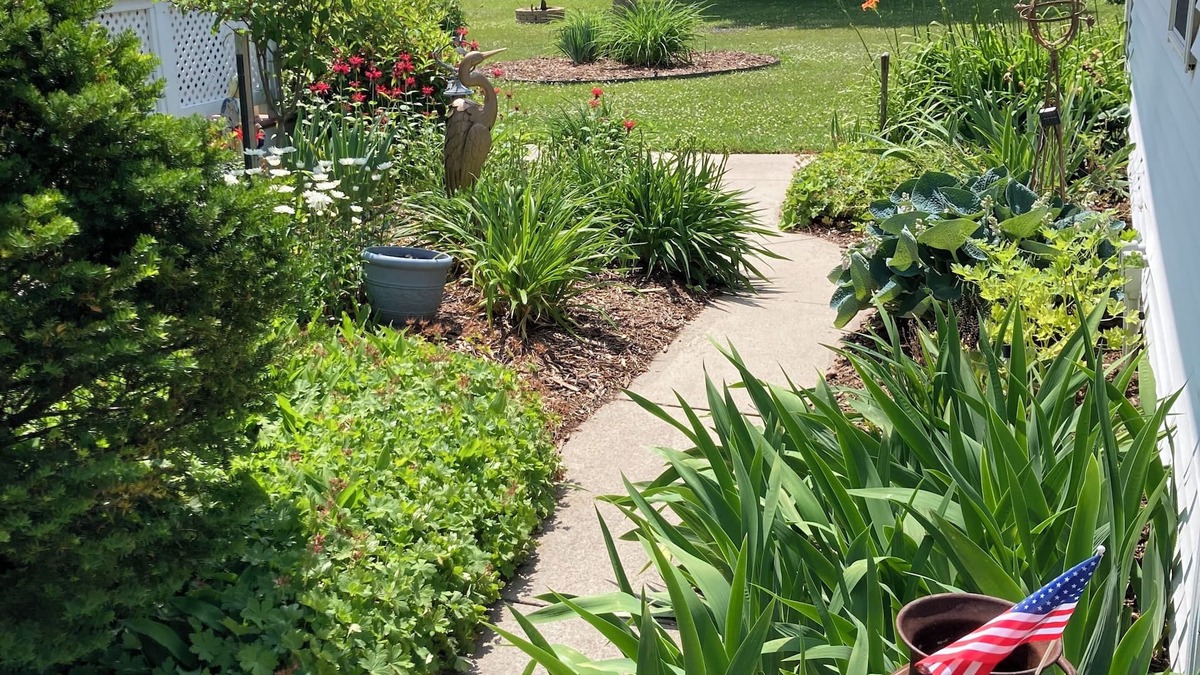 Algoma House | Cozy Algoma Retreat: Minutes to Beach & Downtown!
