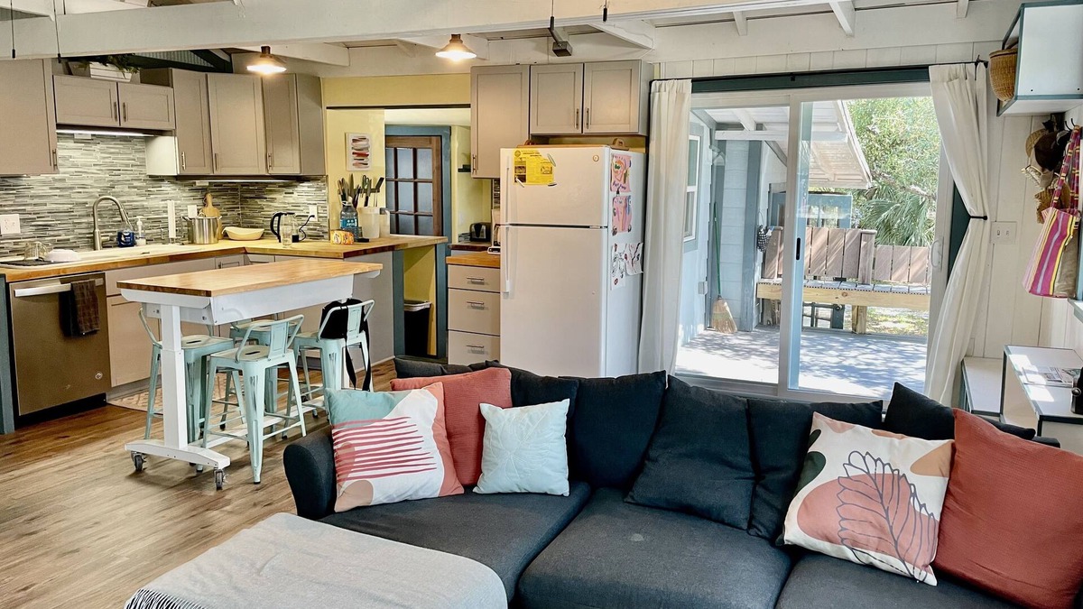 Alligator Point Cottage | Cozy Alligator Point Beach Cottage in the Trees