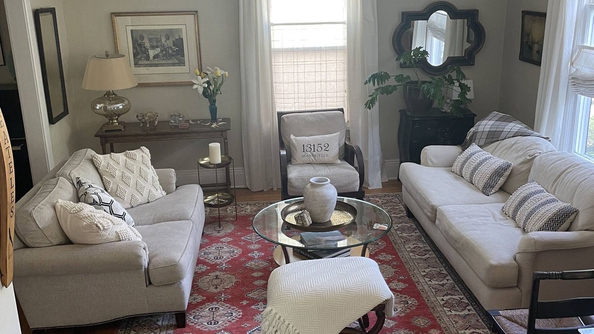 Skaneateles House | Cozy and charming 3 bedroom home just a short walk to Skaneateles Village & Lake