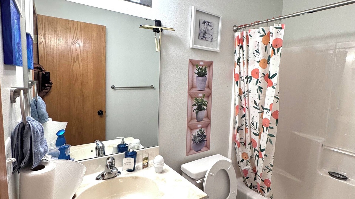 Fargo House | Cozy and Charming Amber Valley Haven in Fargo