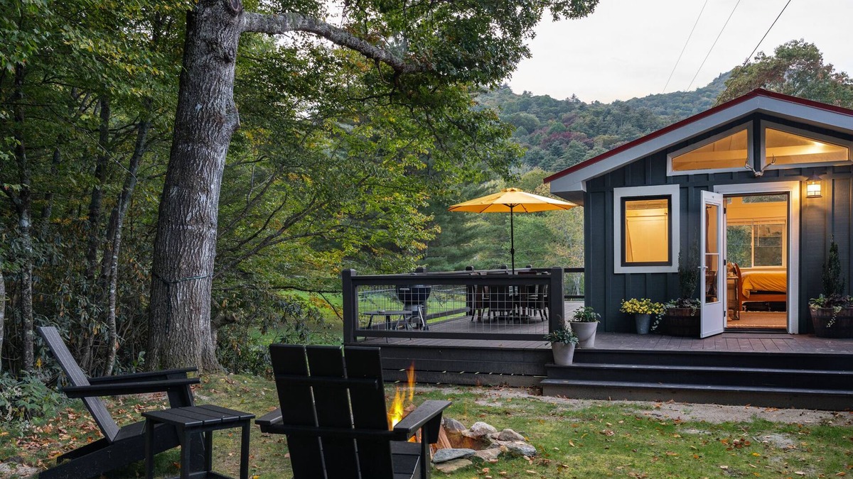 Cullowhee Apartment | Cozy and comfortable, recently update studio house near Highlands and Cashiers