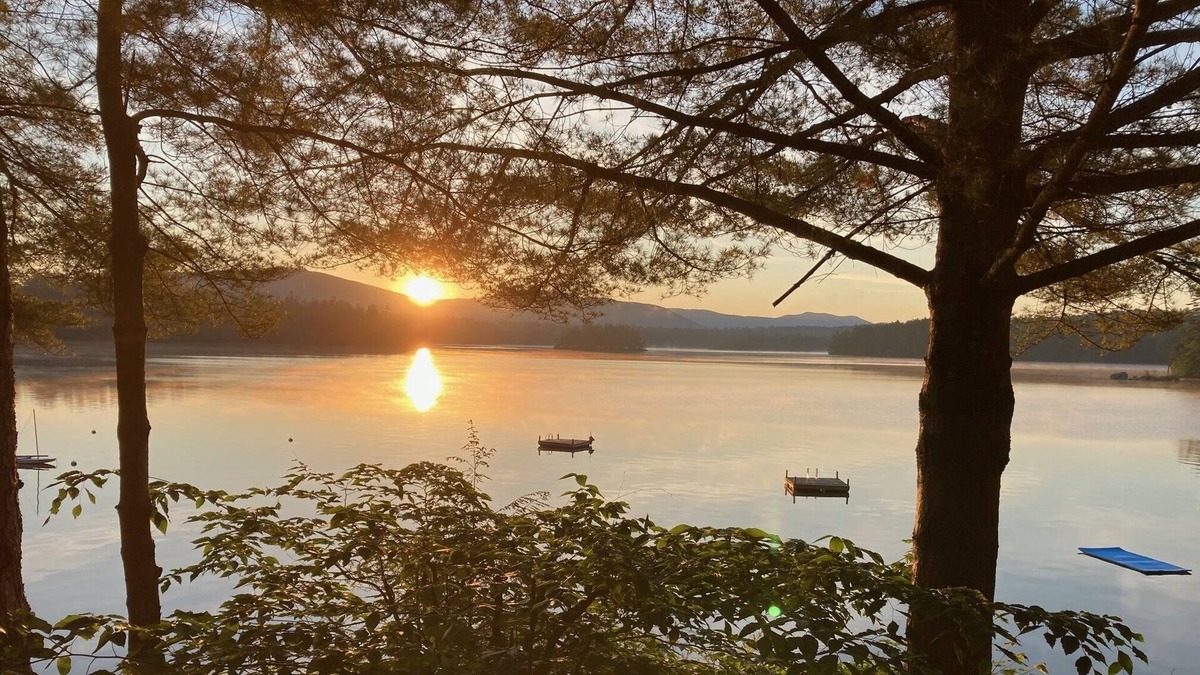 Holderness Cottage | Cozy and comfortable cottage on Squam