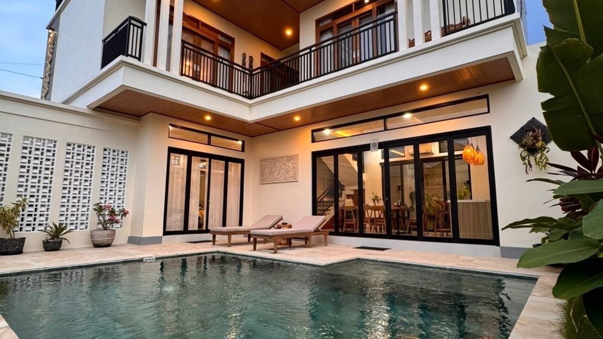 Sawangan Villa | Cozy and elegant Villa surrounding by many beautiful beaches and entertainment.