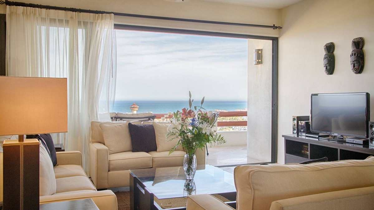 San Jose del Cabo Condo | Cozy and Homely Condo With Huge Terrace & Incredible Ocean Views