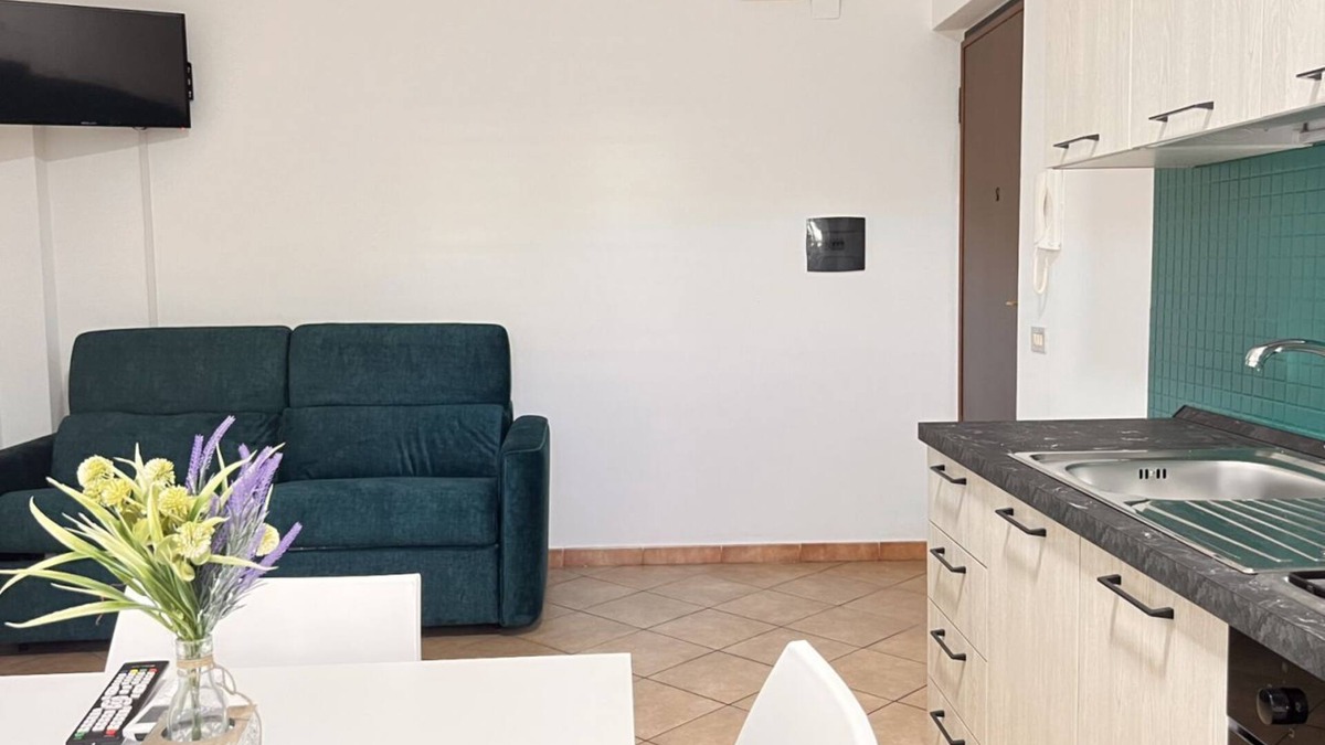 Fuscaldo Apartment | Cozy and modern apartment by the sea