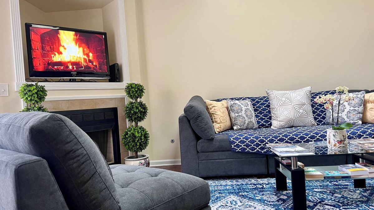 Charleston House | Cozy and Spacious Condo: Prime Location, Minutes from Beach and Downtown!