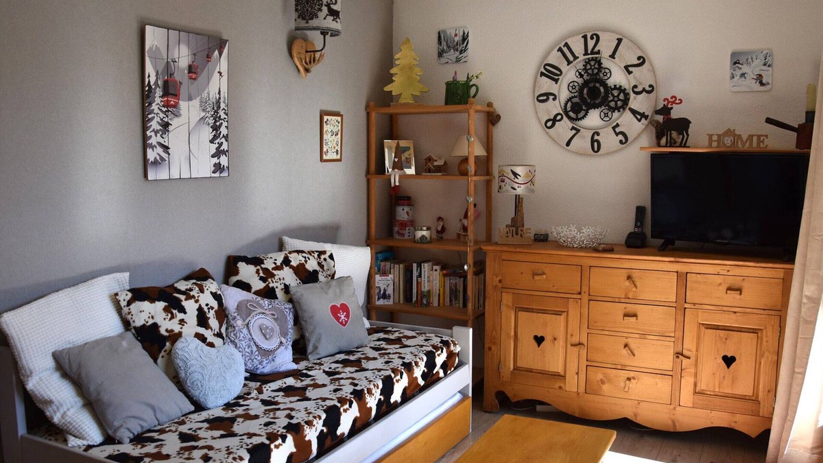 Pralognan-la-Vanoise Apartment | Cozy Apartment with Large South-Facing Balcony, Central Location, Sleeps 6