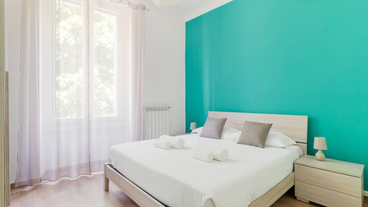 Isola del Bosco - Delle Corti Apartment | Cozy apartment of about 40 square meters, perfect for hosting up to 3 people, located on the second floor of a building with elevator and external balcony.The property is located 750m from the M1 Sesto Marelli stop, in an area full of services and well c