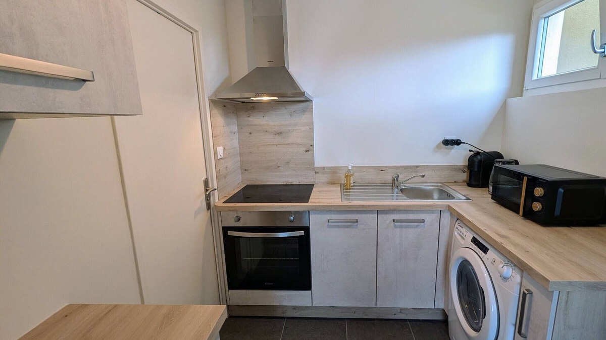 Luxeuil-les-Bains Apartment | Cozy apartment in the heart of Luxeuil-les-Bains near spas