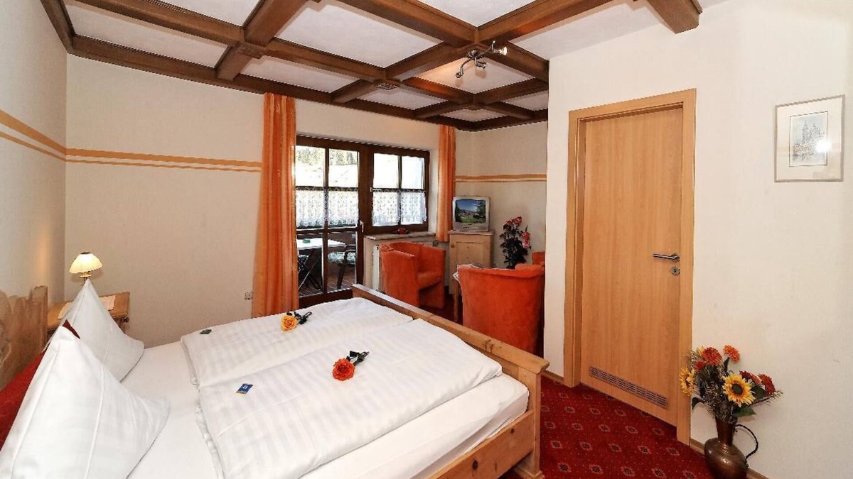 Rinchnach Apartment | Cozy apartment (45 sqm) for up to 3 people with balcony