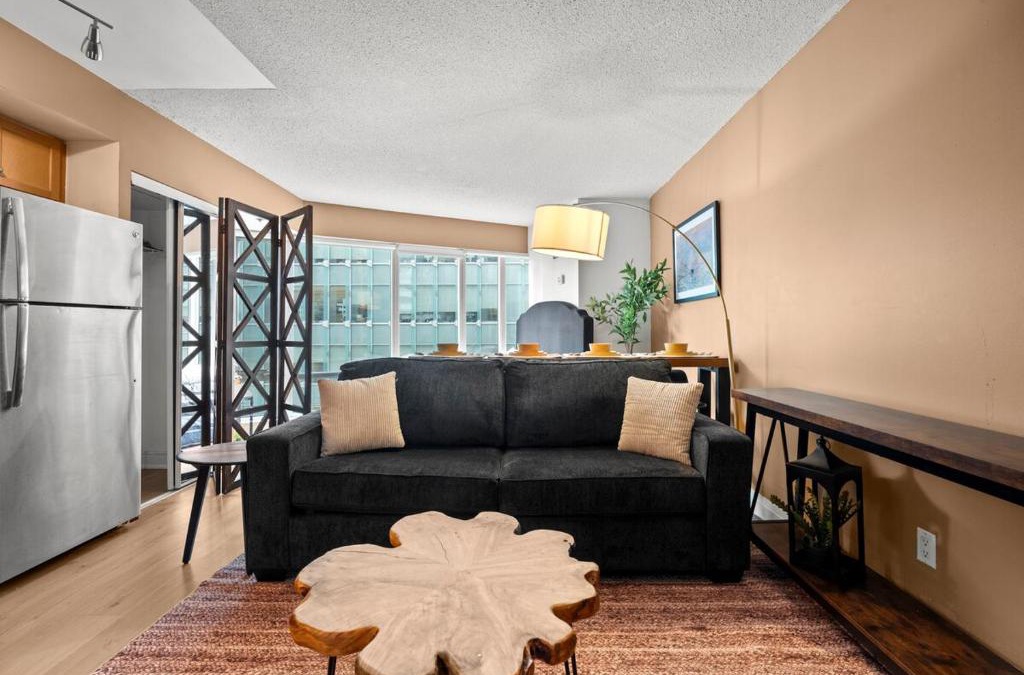 Downtown Toronto Apartment | Cozy Apartment at Dundas Square!