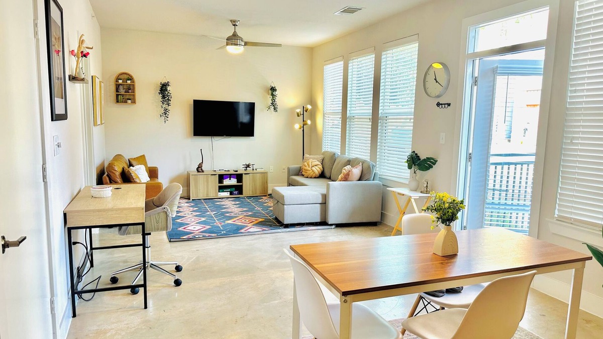 Downtown San Antonio Apartment | Cozy Apartment at the Riverwalk