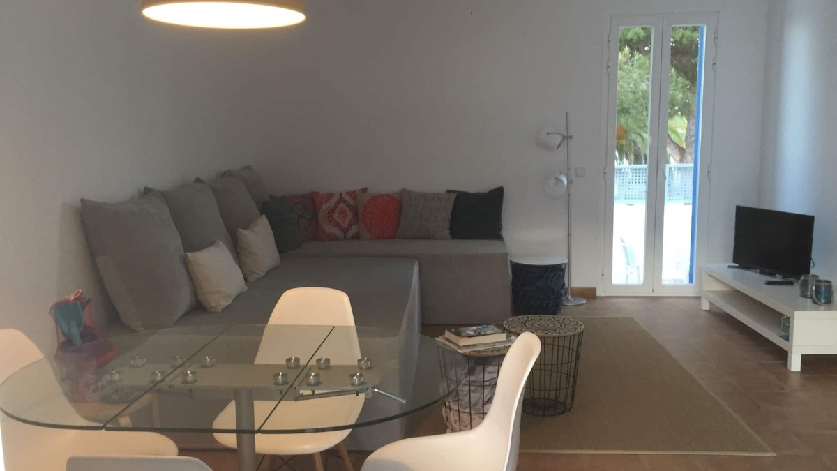 Pilar de la Mola Apartment | Cozy apartment