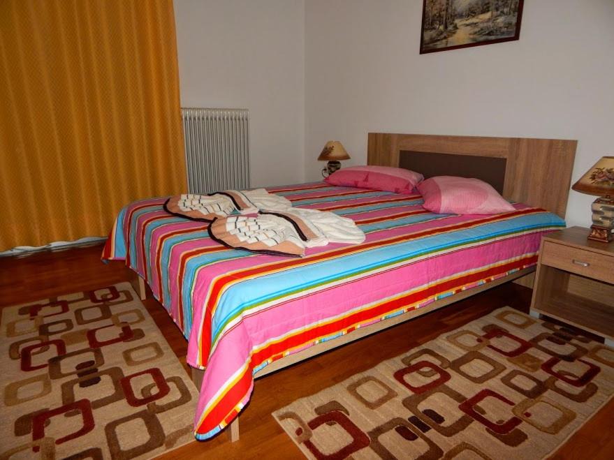 Tripoli Apartment | Cozy apartment for 2-5 people-Center Tripoli 1