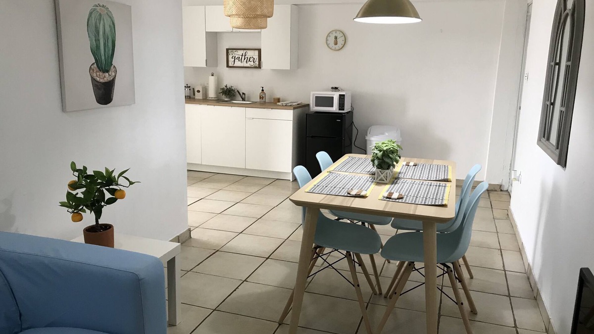 Arecibo Pueblo Apartment | Cozy Apartment in Arecibo - Near Everything!