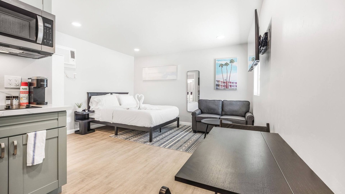 El Cajon Apartment | Cozy apartment in El Cajon San Diego with AC