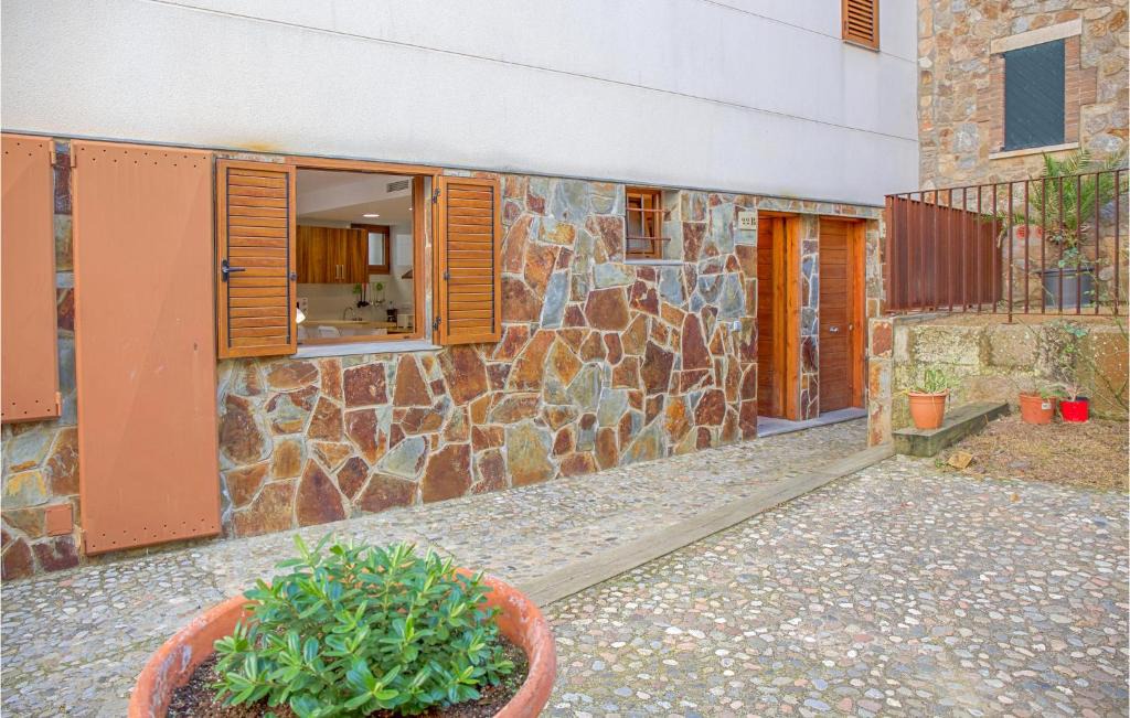 Tossa de Mar Apartment | Cozy Apartment In Tossa De Mar, Girona
