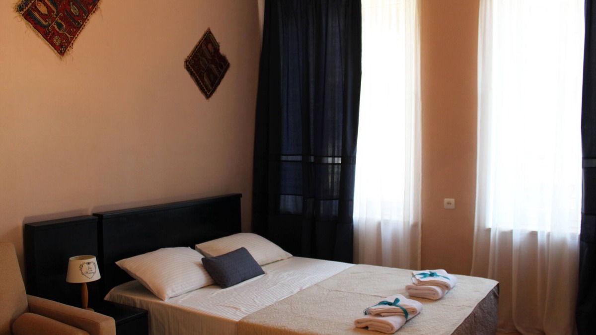 Chugureti Apartment | Cozy Apartment Old City Spirit