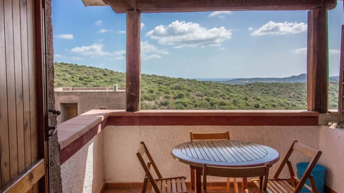 Cugnana Verde Apartment | Cozy apartment of 70 sqm with private entrance, can accommodate up to 4 people, located on the first floor within the village Cugnana Verde (no lift). The property is equipped with every comfort! Inside the Residence you will find a various services, inc