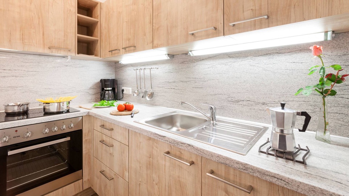 Mareta Apartment | Cozy Apartment Orchidee with Mountain View, Wi-Fi, Sauna, Terrace & Balcony; Parking Available