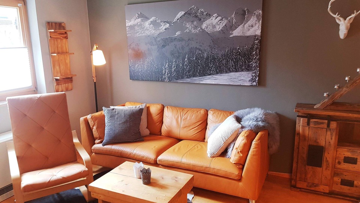 Hochkrimml Apartment | Cozy apartment with mountain views and close to the slopes