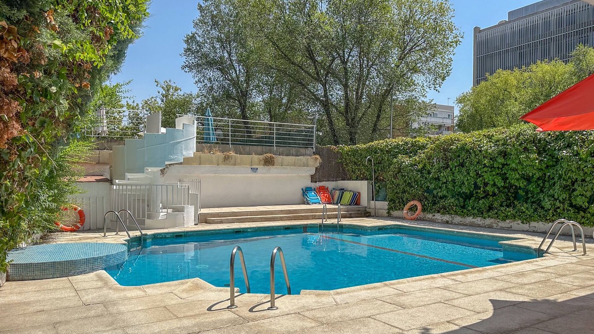 Nueva Espana Apartment | Cozy apartment with pool and garage