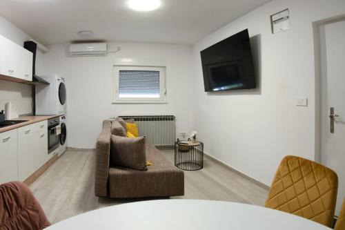 Sesvete Apartment | Cozy Apartment with Washer, Dryer, and Floor Heating