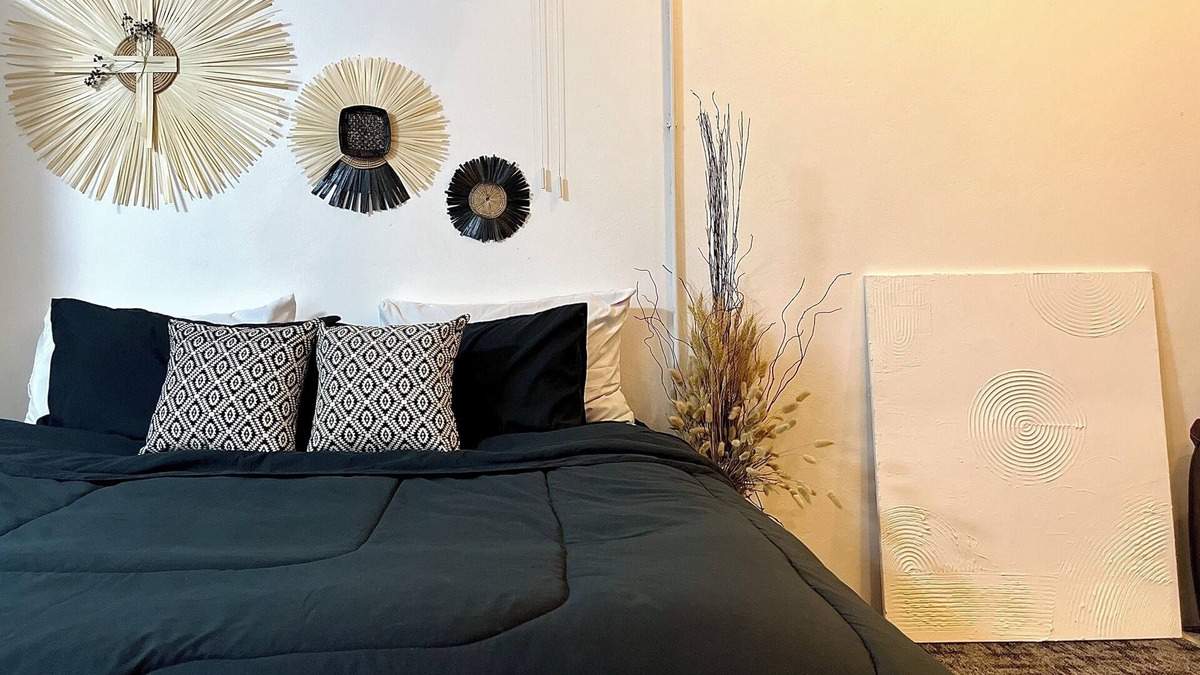 Nimman Apartment | Cozy Apt near Nimman/7-11 Below/Fast Wi-Fi/Prime Location