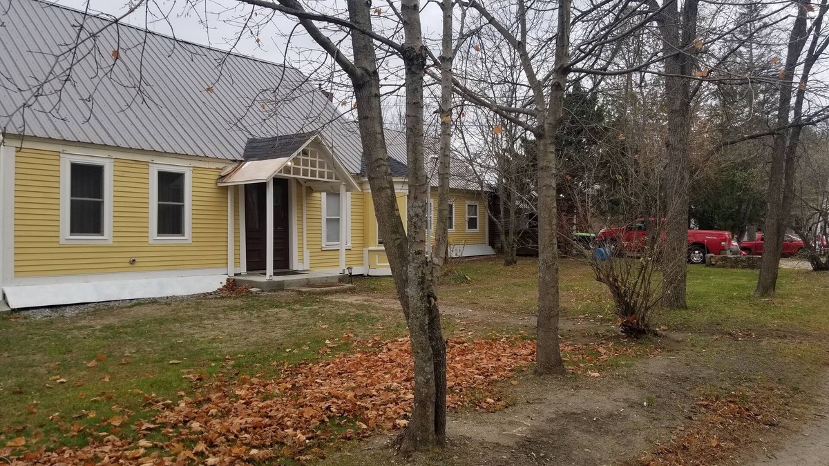 Ashland Apartment | Cozy Ashland apartment near Lakes, Skiing, Hiking, PSU