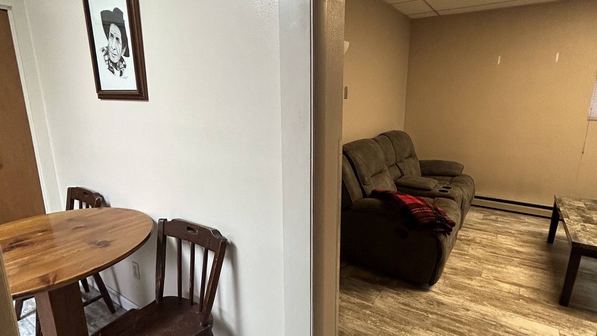 Winifred Apartment | Cozy Bach Suite