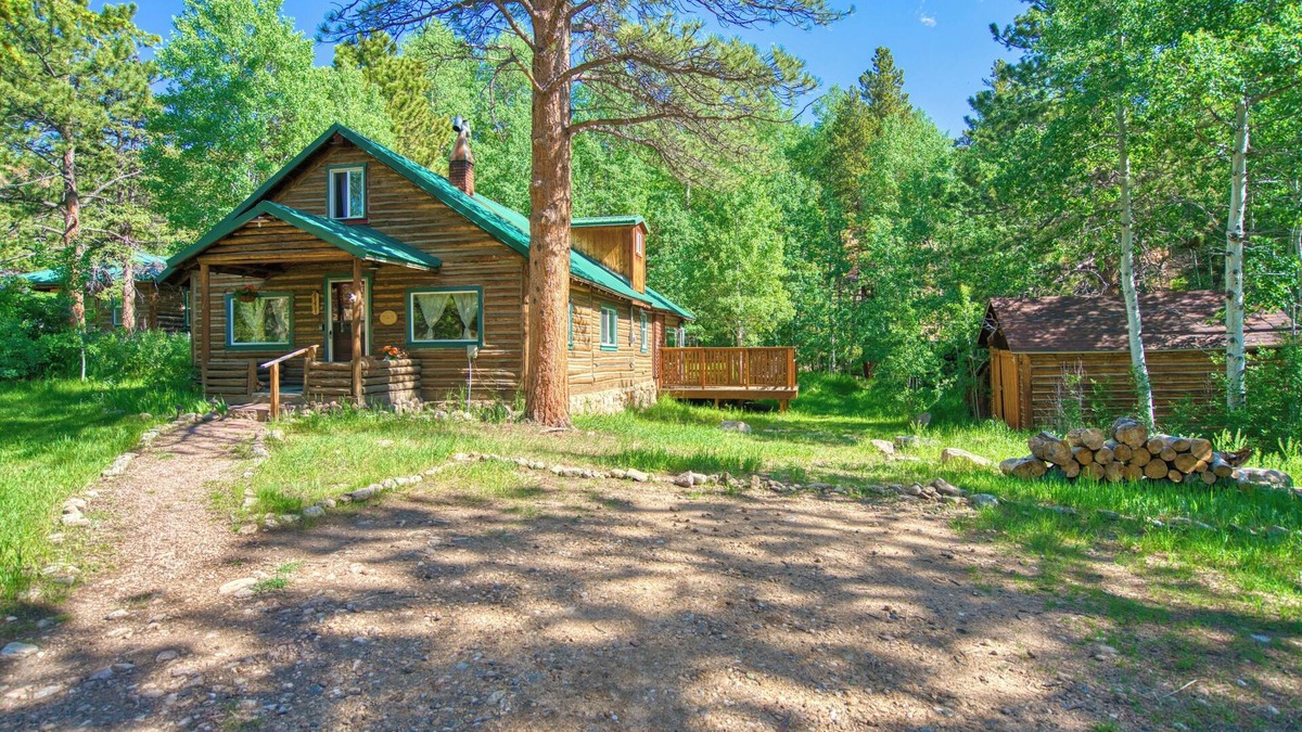 Allenspark Cabin | Cozy basecamp for mountain town adventure, outside deck, near Estes Park & RMNP