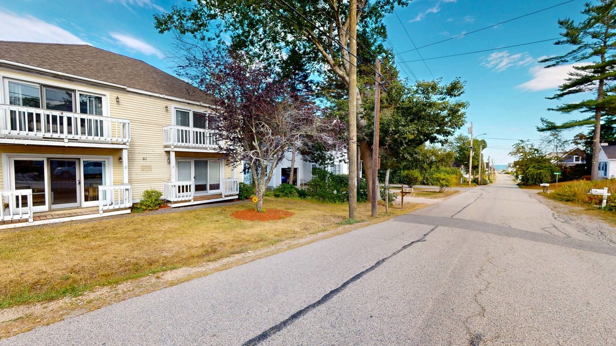 York Beach Condo | Cozy Beach Condo: Easy Walk to the Best Part of the Beach & Top Restaurants