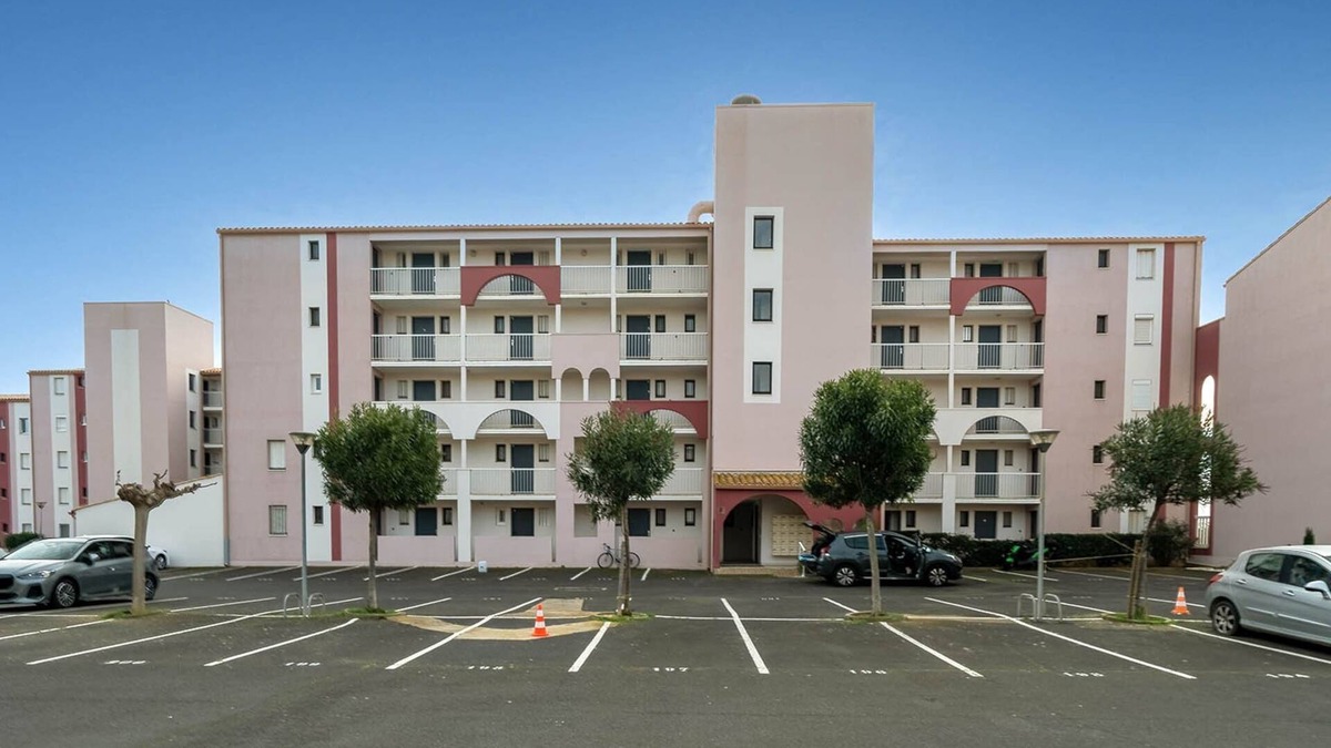 Agde Apartment | Cozy Beachside Apartment in Agde