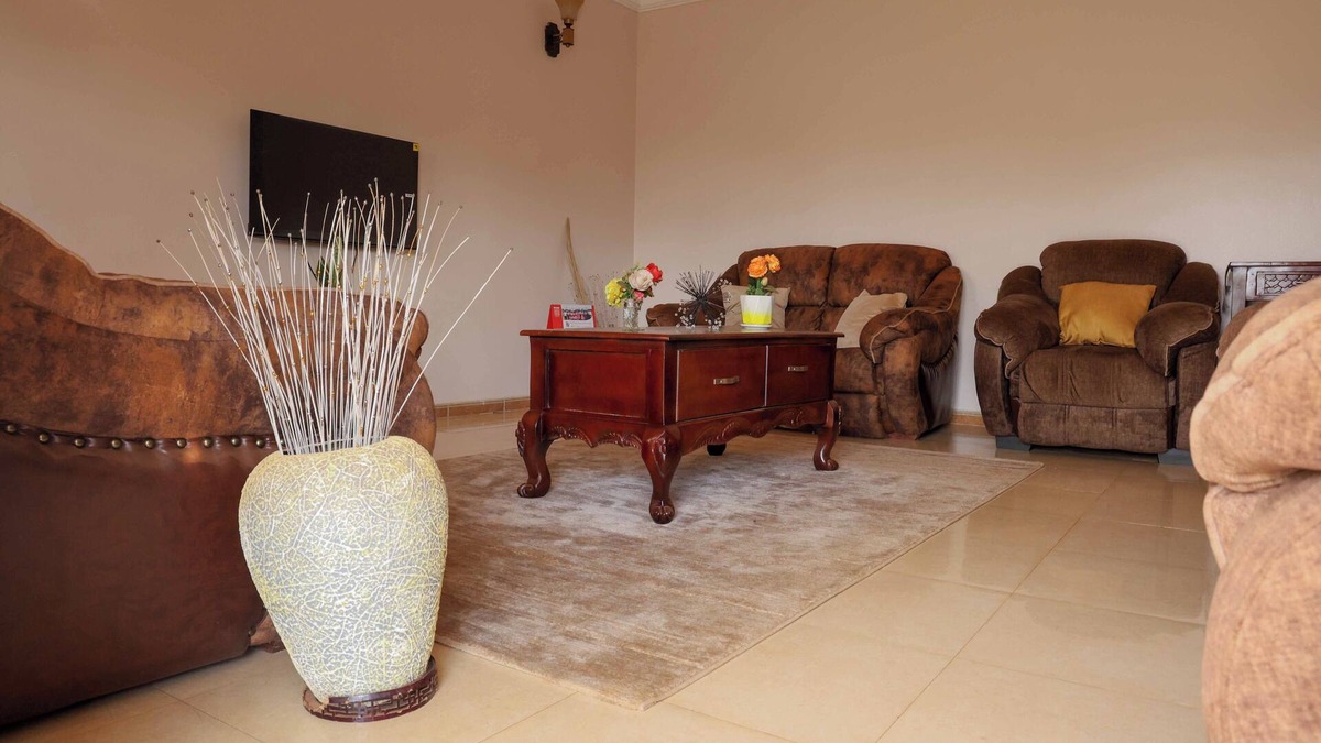 Kampala Bed & Breakfast | Cozy Bed & Breakfast with Wi-Fi in Kampala