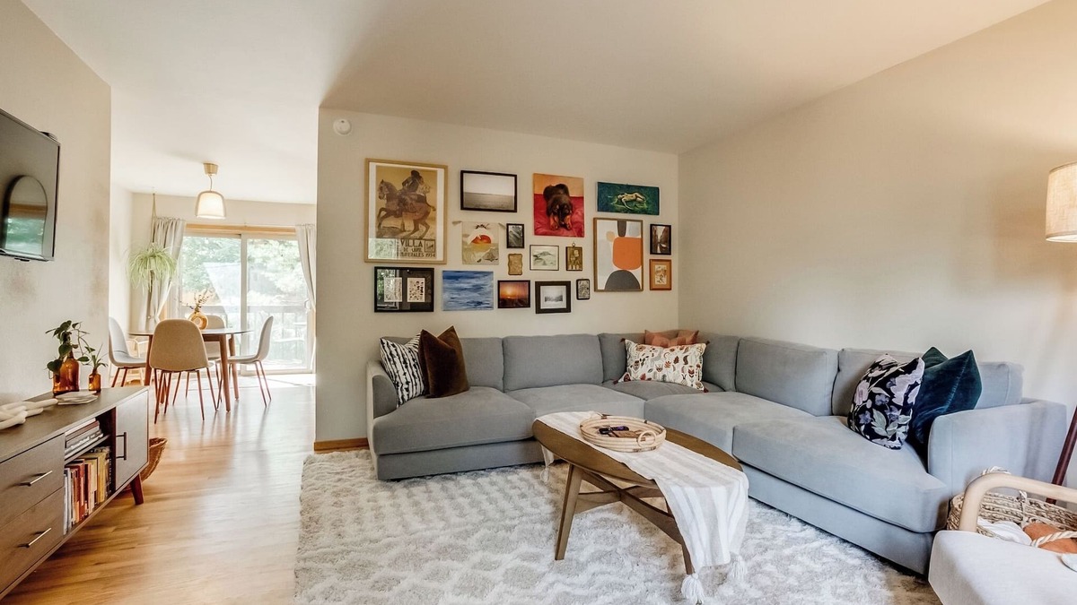 Glenwood Grove - North Iris House | Cozy Boulder Oasis ~ Dog Friendly ~ Close to Park. Great townhouse in Boulder!